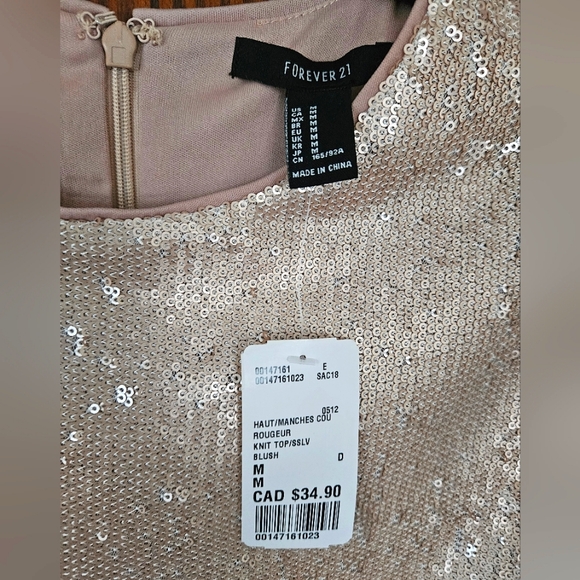 NWT Forever 21 Blush Sequin Crop Top Medium - Picture 3 of 4